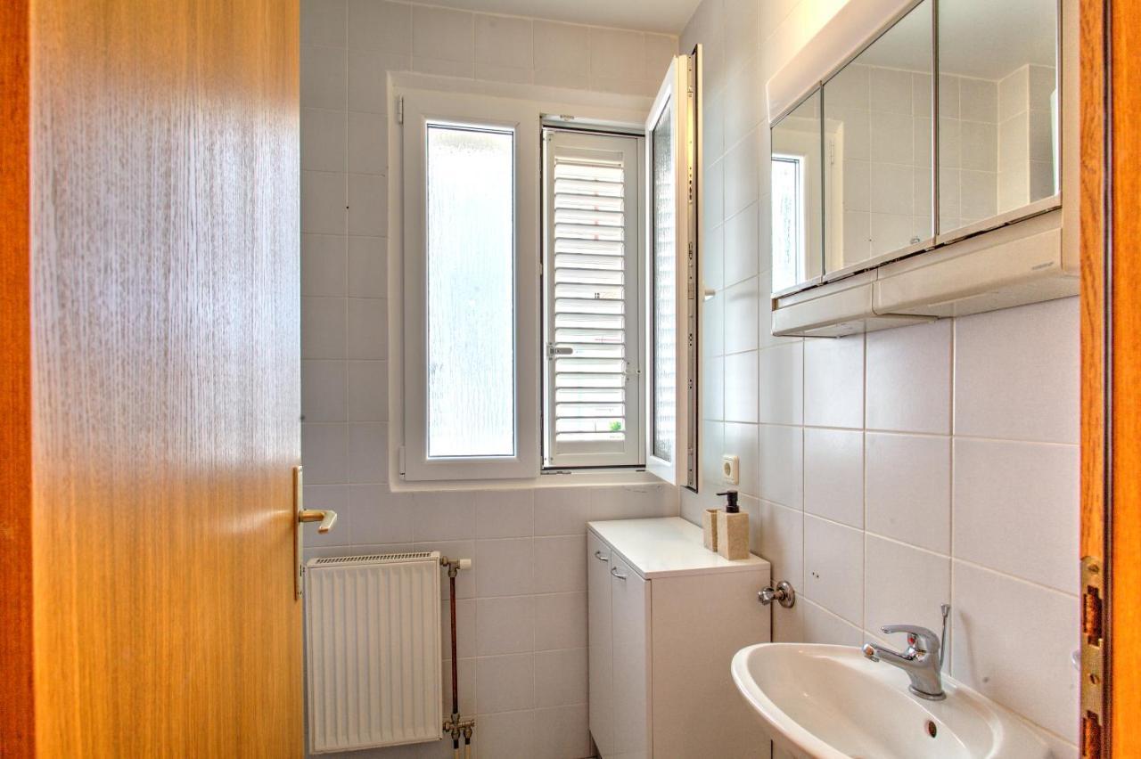 Anmarie Apartment *