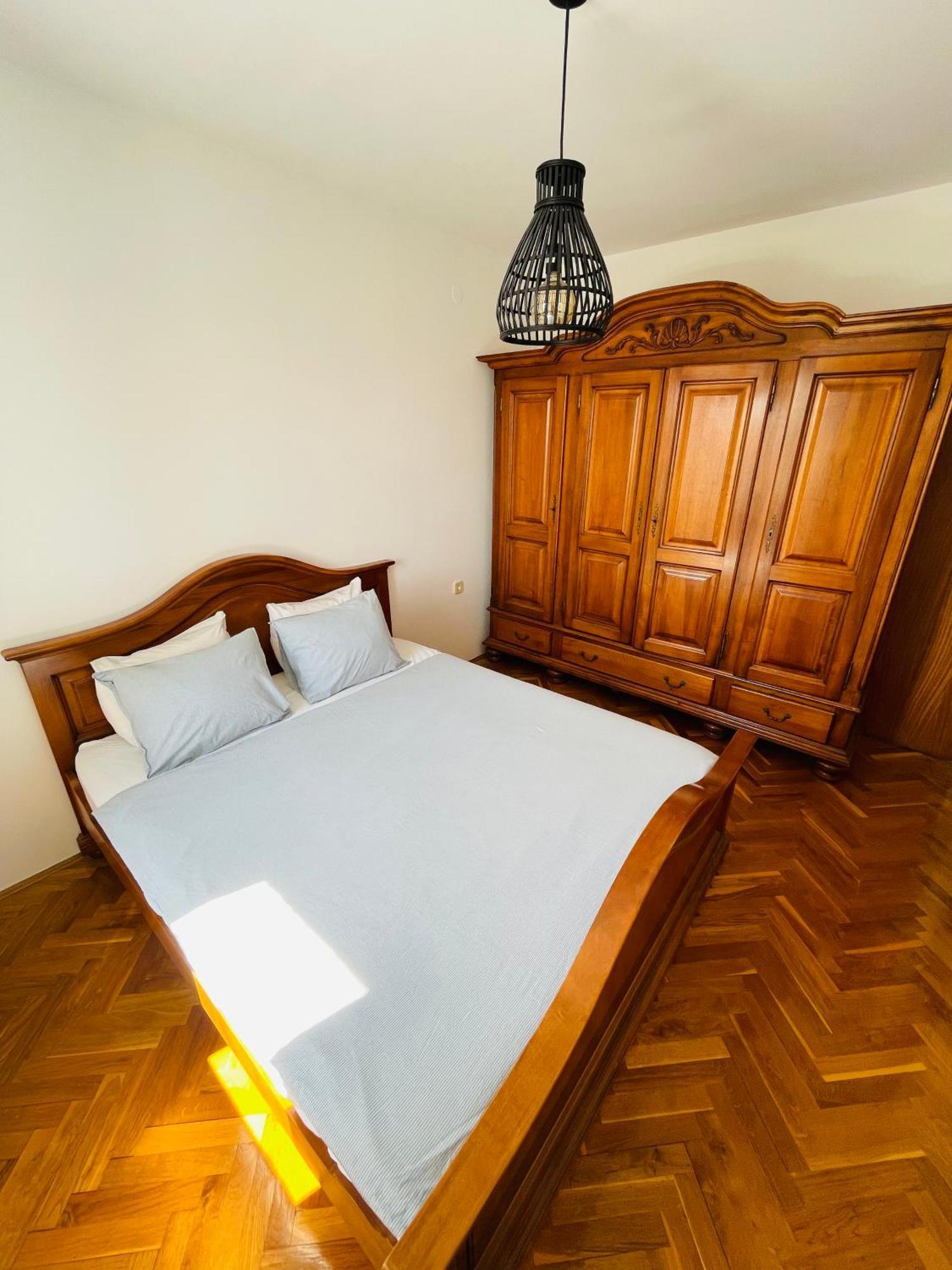 Anmarie Apartment *