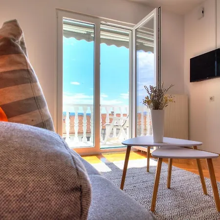 Anmarie Apartments Crikvenica Exterior photo