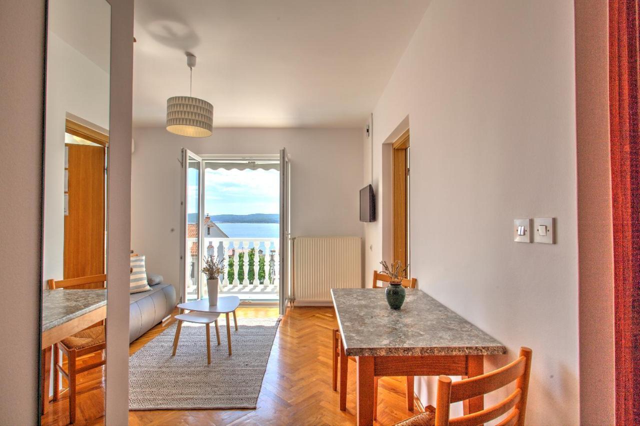 Anmarie Apartment